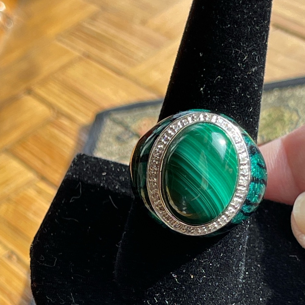 Beautiful malachite & enamel ring w/crystals bezel - Picture 4 of 8